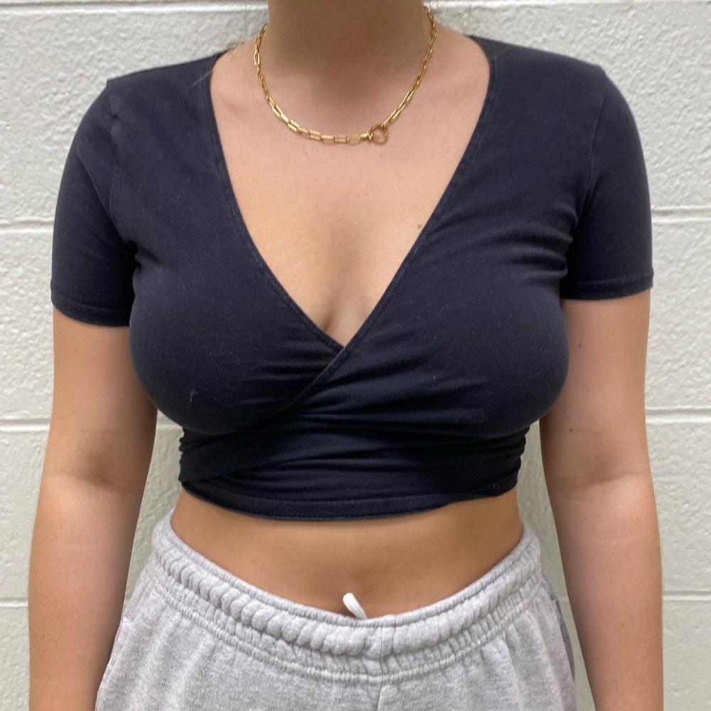 BRANDY MELVILLE chandelier wrap top